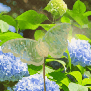 TriAngle Stake Mount™ – Universal Multi-Angle Garden Stake Mount